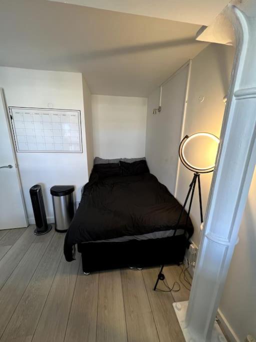 Luxury Artistic 2 Bedroom W/Balcony-Great Location Central London Ngoại thất bức ảnh