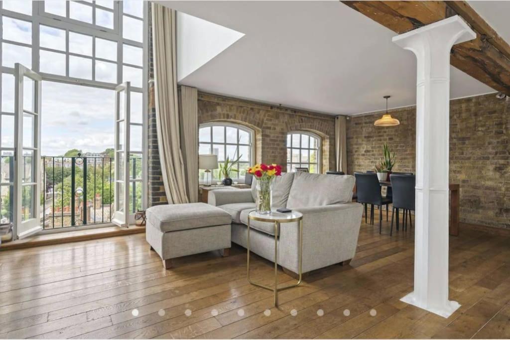 Luxury Artistic 2 Bedroom W/Balcony-Great Location Central London Ngoại thất bức ảnh